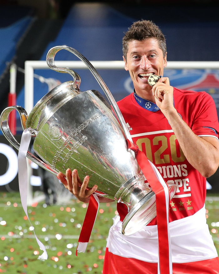 科莫利：很高兴尤文拥有斯帕莱蒂；意大利人非常热爱足球