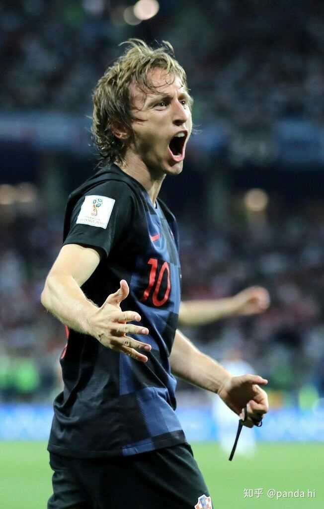 阿莱格里：我绝对没有冒犯裁判；莱奥具备成为中锋的特点