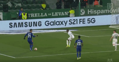 米体：斯帕莱蒂准备重新整合现有球员，由三中卫变阵四后卫