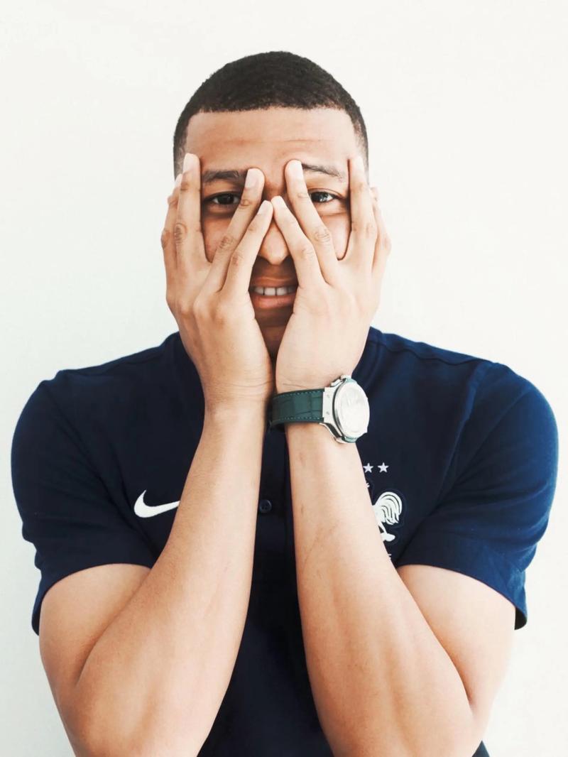 诺伊尔：没考虑重返德国队，希望活在当下和拜仁一起奋斗